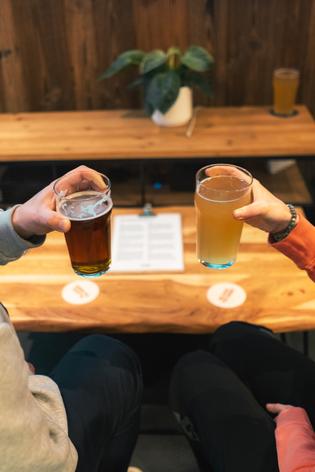 Où sortir à Brides-les-Bains : bars, soirées et détente alpine