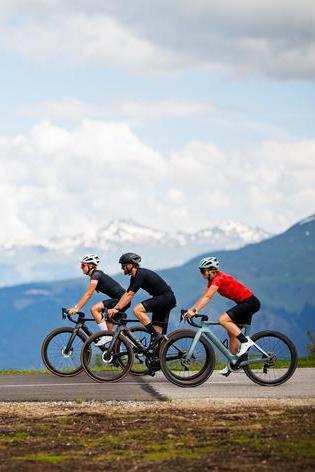 Autour du Col de la Loze en vélo