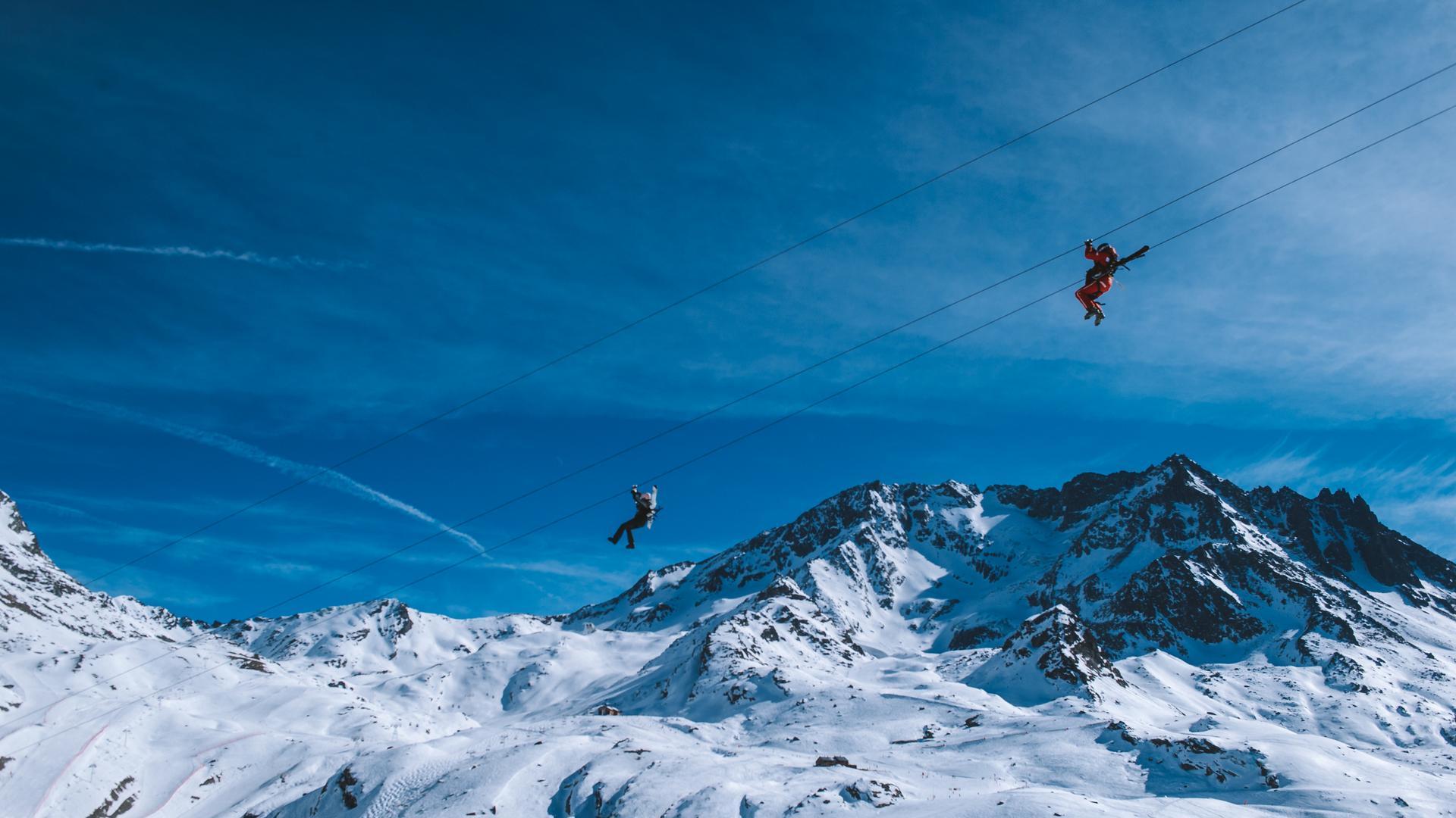 Les 3 Vallées : vos aventures en tyrolienne hiver et été