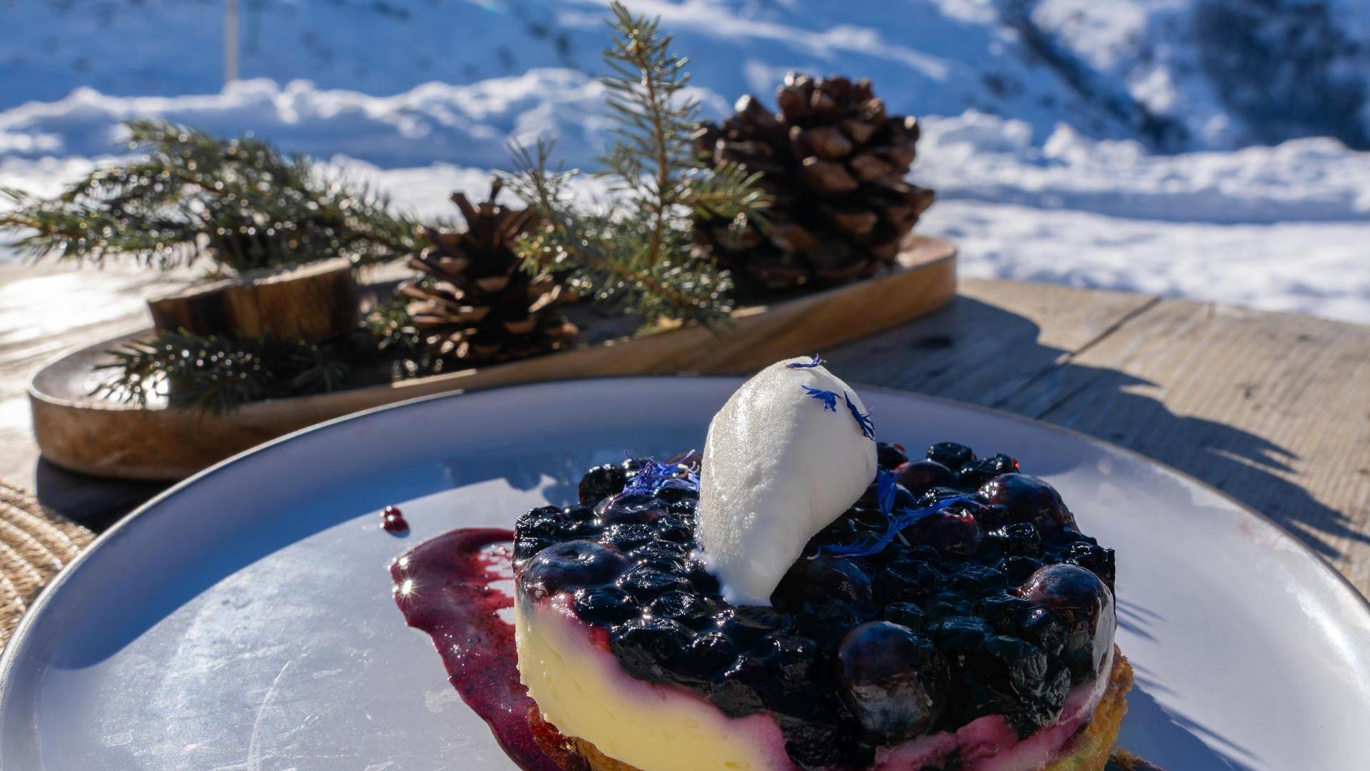 Pause goûter sur les fronts de neige des 3 Vallées