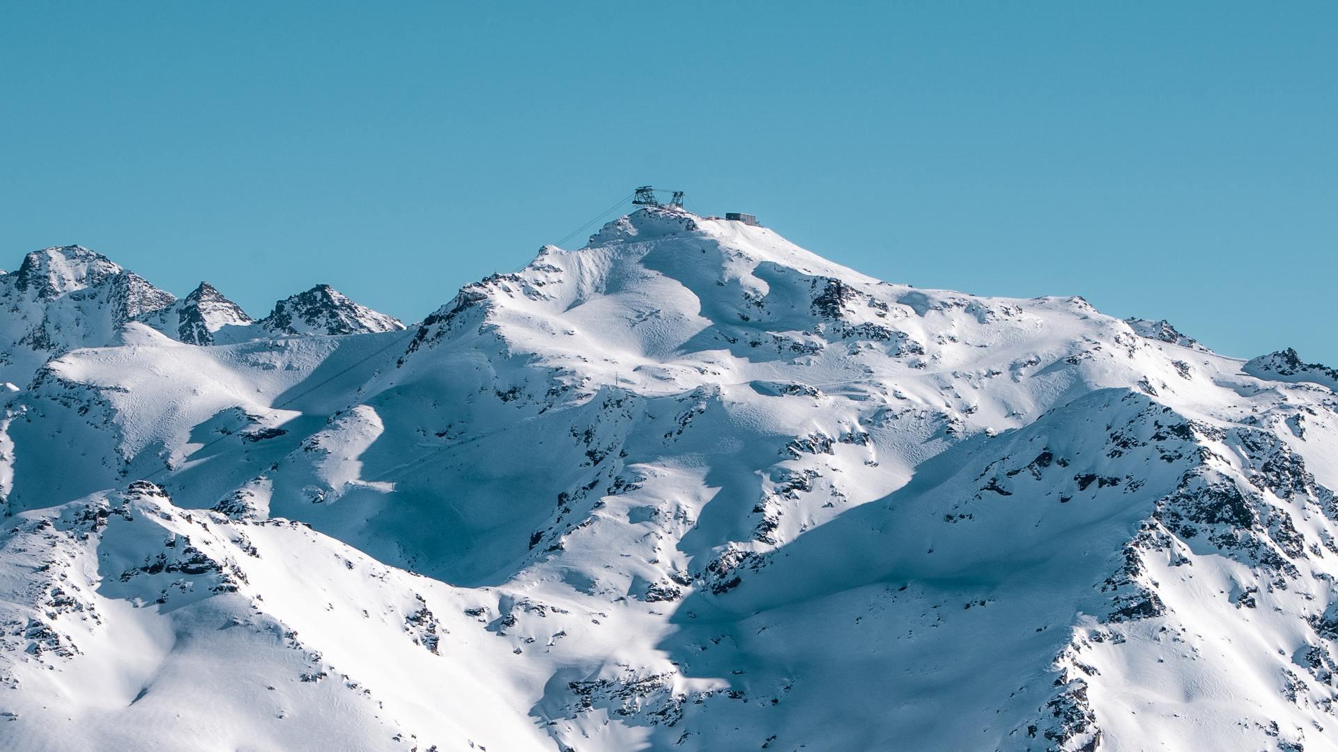 Cime Caron: Journey to the Top of the World in Val Thorens