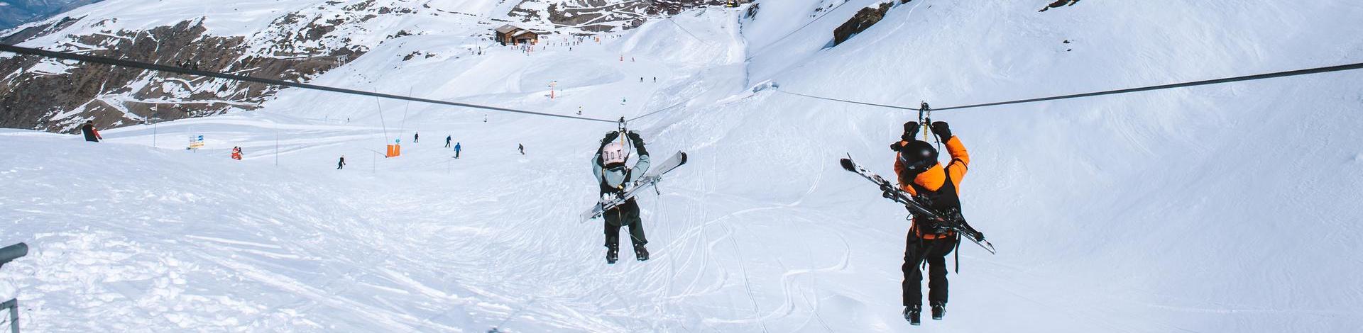 Tyrolienne la Bee à Val Thorens dans Les 3 Vallées entre amis