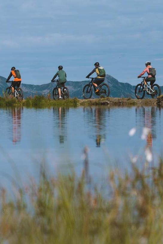 e-mtb with friends in Les 3 Vallées