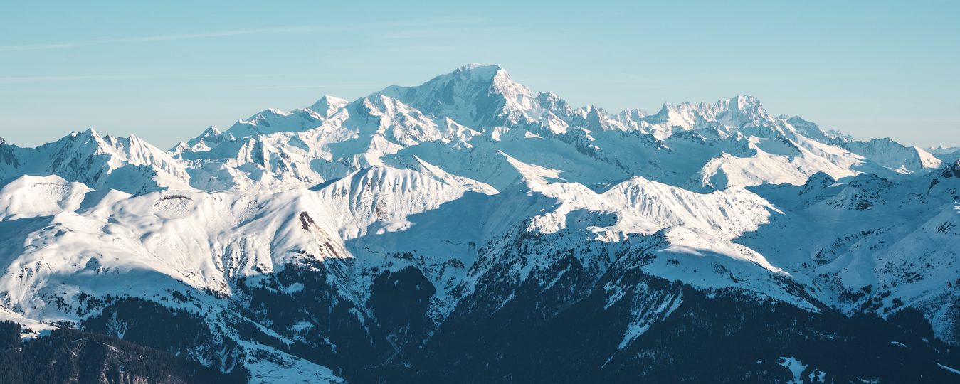 Vue sur le Mont Blanc depuis Courchevel dans les 3 vallées