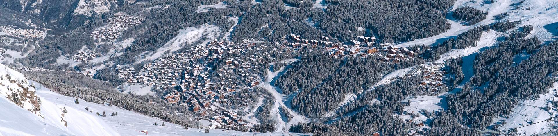 Vue sur méribel la station située au cœur des 3 vallées