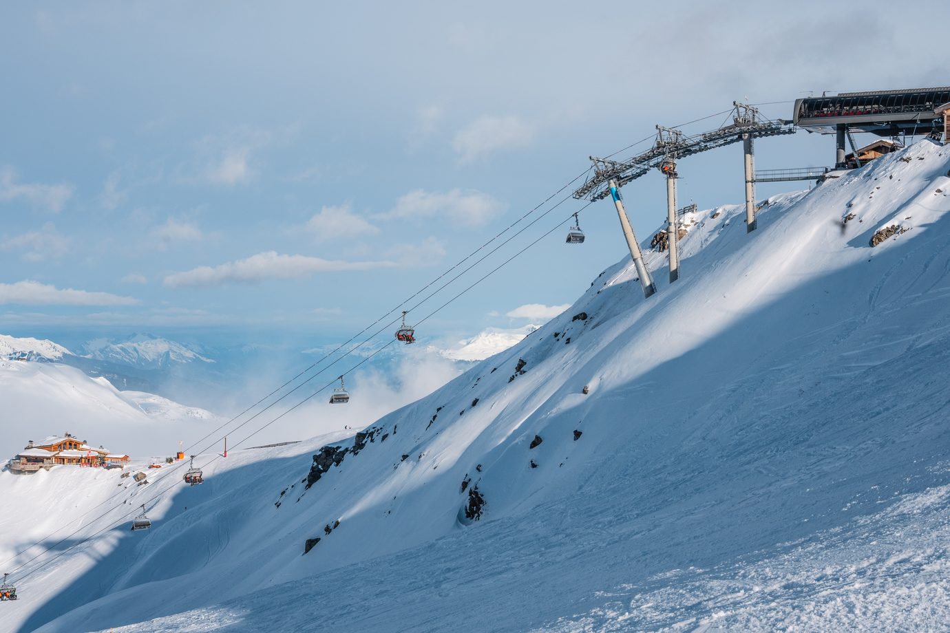 Chairlifts in the Vallée des Belleville, Les Menuires and Saint-Martin-de-Belleville, in Les 3 Vallées