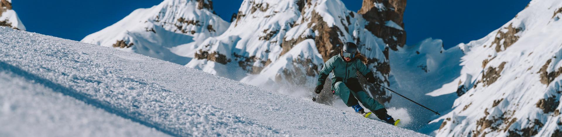 Skiing in Courchevel